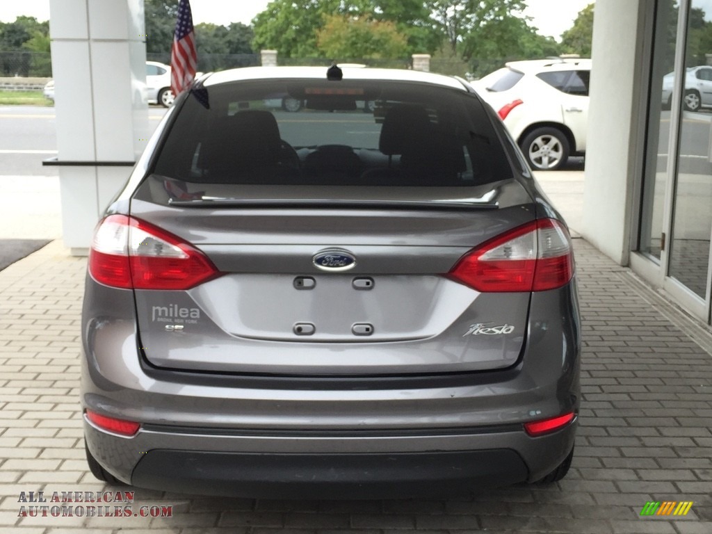 2014 Fiesta SE Sedan - Storm Gray / Charcoal Black photo #5
