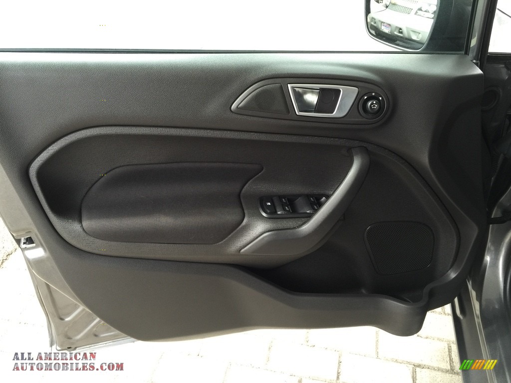 2014 Fiesta SE Sedan - Storm Gray / Charcoal Black photo #12