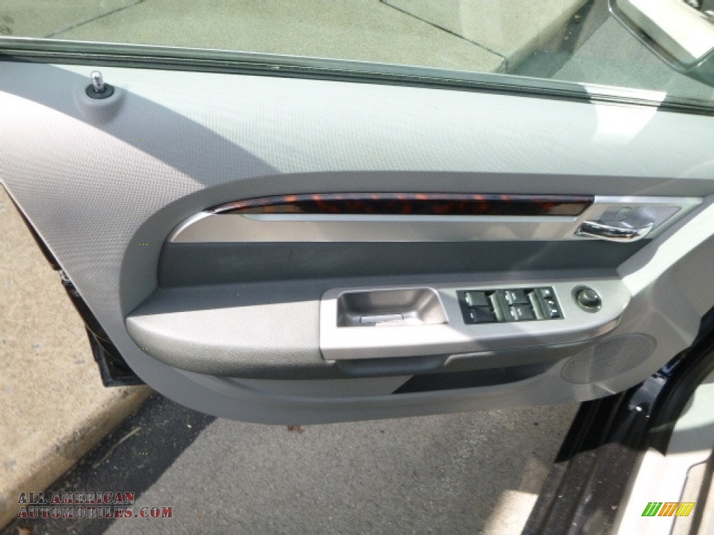 2007 Sebring Limited Sedan - Brilliant Black Crystal Pearl / Dark Slate Gray/Light Slate Gray photo #15