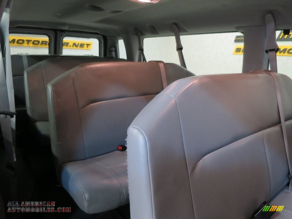 2013 E Series Van E350 XL Extended Passenger - Ingot Silver Metallic / Medium Flint photo #11