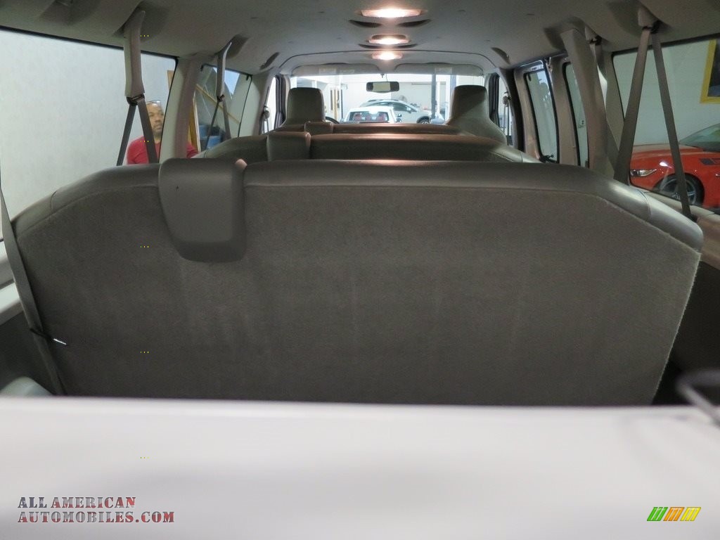 2013 E Series Van E350 XL Extended Passenger - Ingot Silver Metallic / Medium Flint photo #15