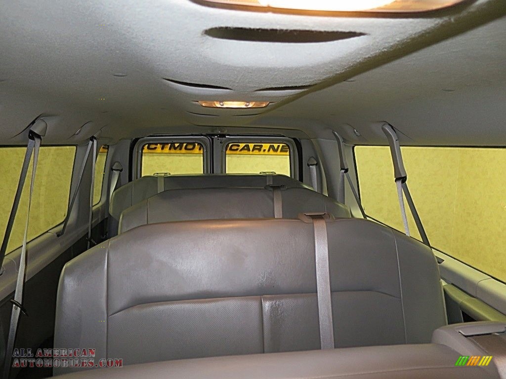 2013 E Series Van E350 XL Extended Passenger - Ingot Silver Metallic / Medium Flint photo #16