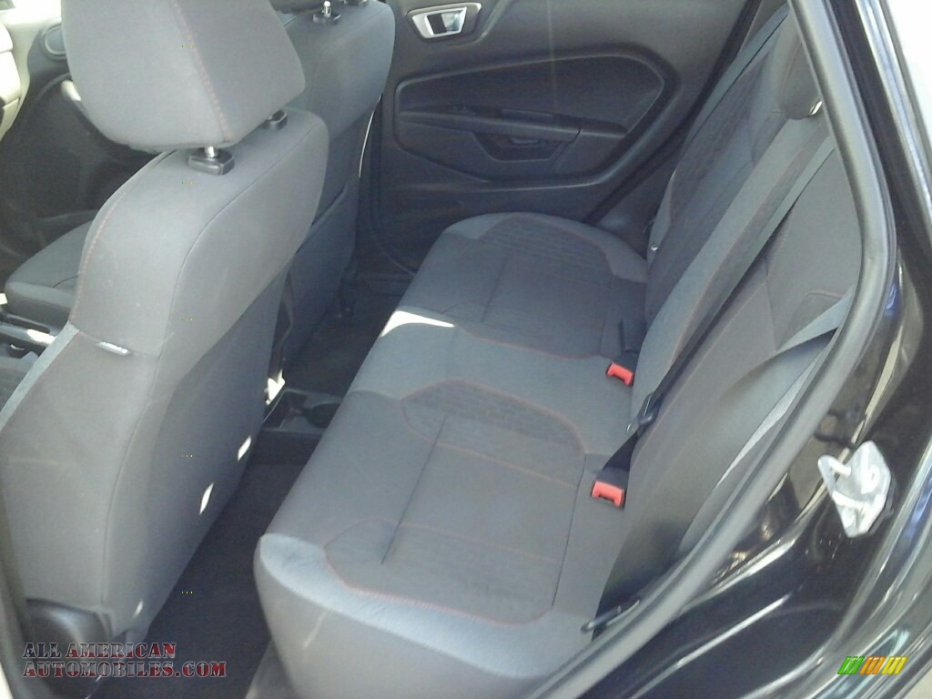 2014 Fiesta SE Hatchback - Tuxedo Black / Charcoal Black photo #9