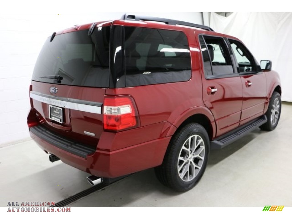 2017 Expedition XLT 4x4 - Ruby Red / Ebony photo #13
