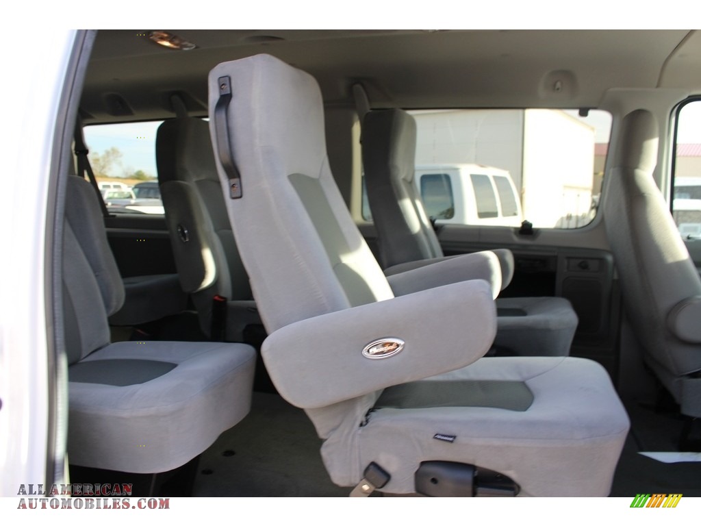 2013 E Series Van E350 XLT Extended Passenger - Oxford White / Medium Flint photo #4