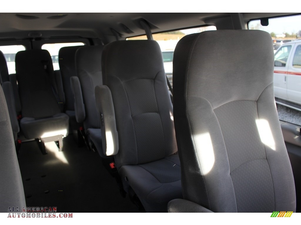 2013 E Series Van E350 XLT Extended Passenger - Oxford White / Medium Flint photo #9