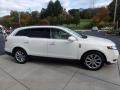 Lincoln MKT EcoBoost AWD Crystal Champagne photo #6