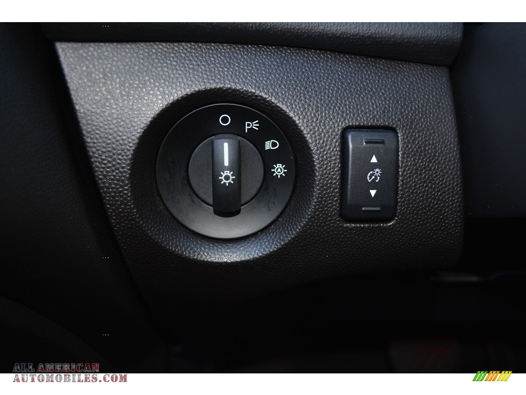 2014 Fiesta SE Sedan - Storm Gray / Charcoal Black photo #22