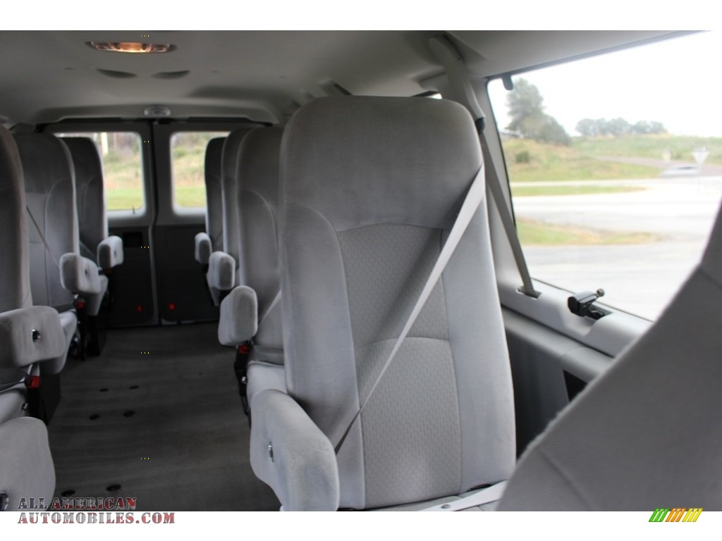 2013 E Series Van E350 XLT Extended Passenger - Oxford White / Medium Flint photo #14