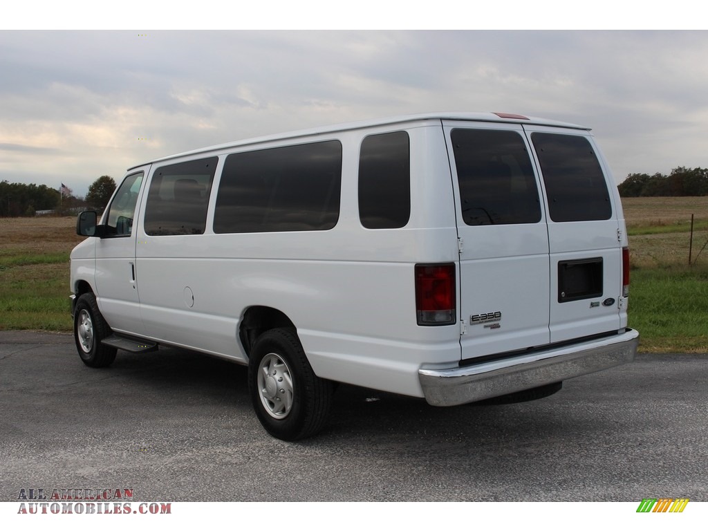 2013 E Series Van E350 XLT Extended Passenger - Oxford White / Medium Flint photo #18