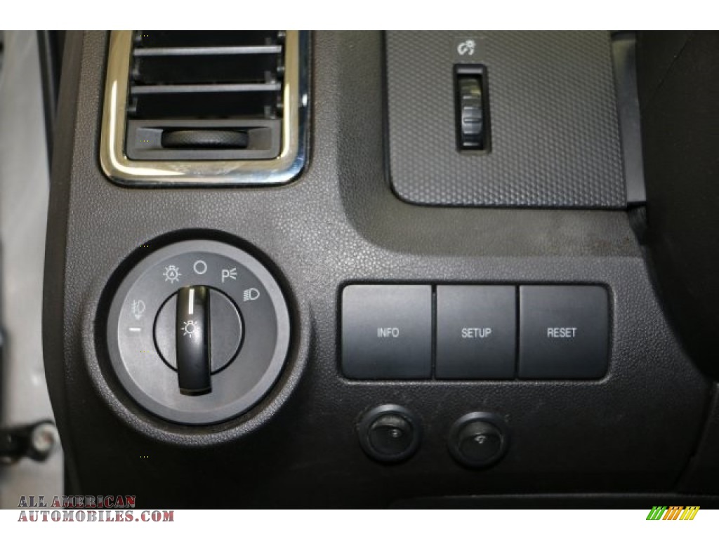 2010 Escape Limited V6 4WD - Ingot Silver Metallic / Charcoal Black photo #10