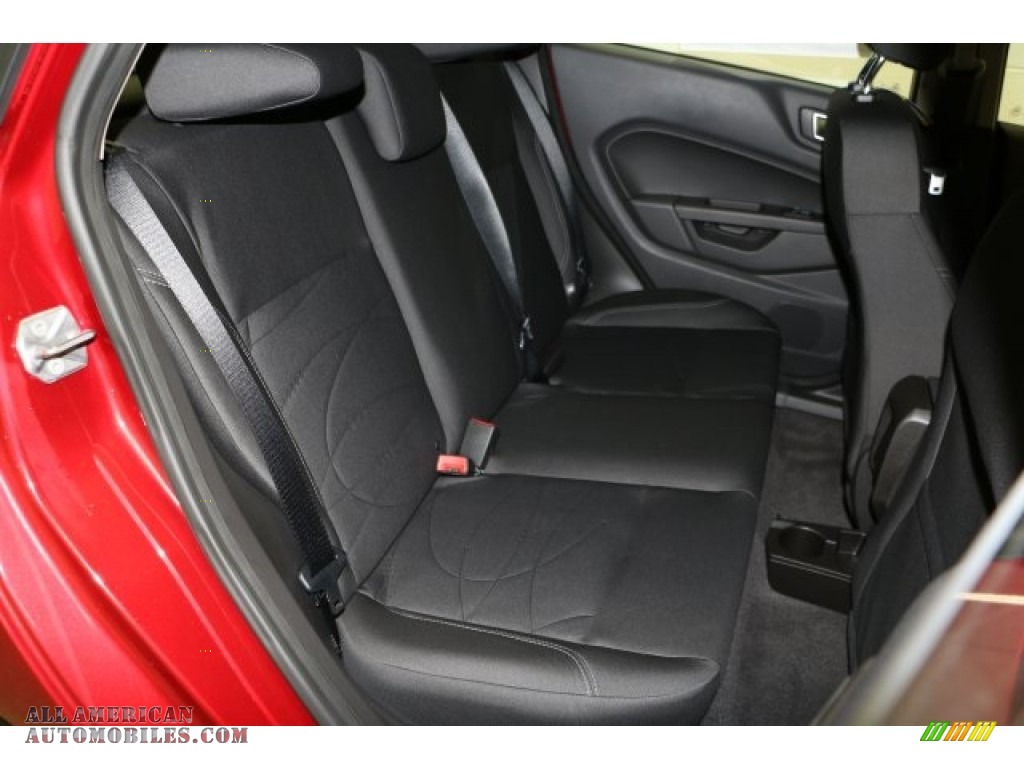 2016 Fiesta SE Hatchback - Ruby Red Metallic / Charcoal Black photo #5