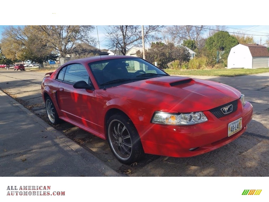 2001 Mustang GT Coupe - Performance Red / Medium Graphite photo #10