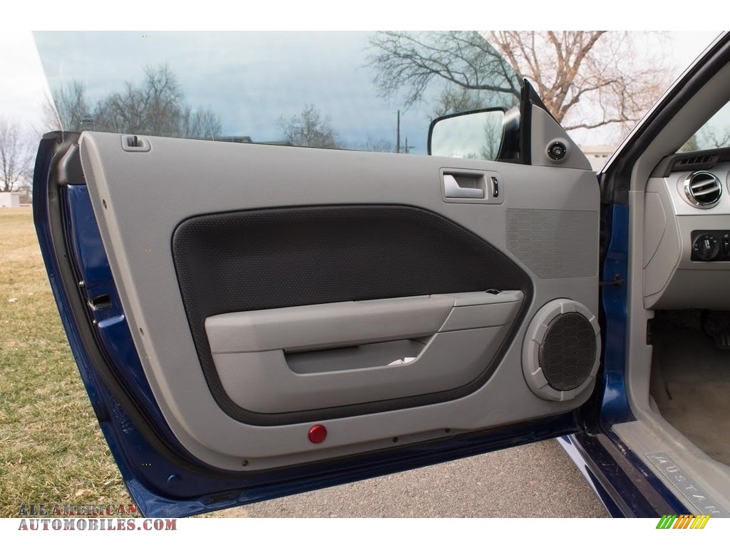 2007 Mustang GT Deluxe Coupe - Vista Blue Metallic / Light Graphite photo #4
