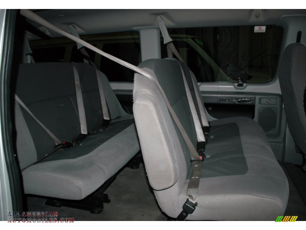 2008 E Series Van E350 Super Duty XLT Passenger - Silver Metallic / Medium Pebble photo #3