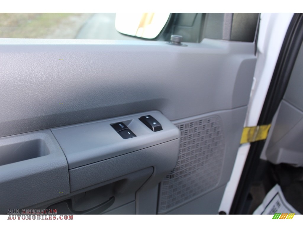 2011 E Series Van E350 XLT Extended Passenger - Oxford White / Medium Flint photo #10