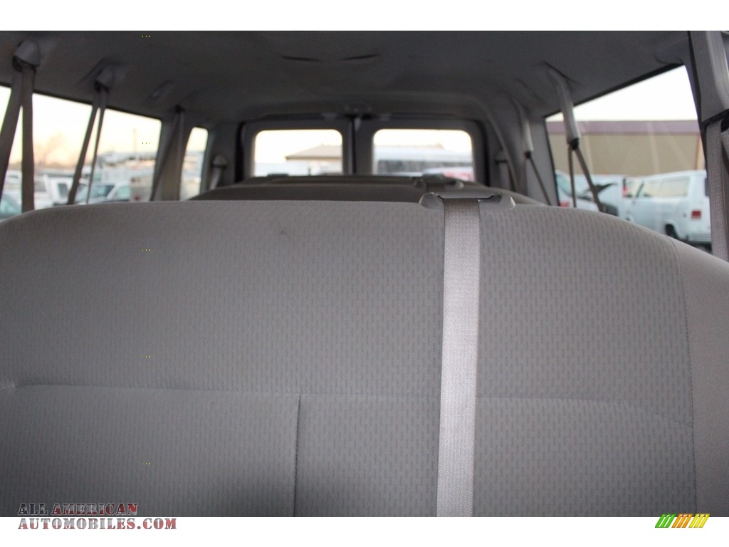 2011 E Series Van E350 XLT Extended Passenger - Oxford White / Medium Flint photo #19