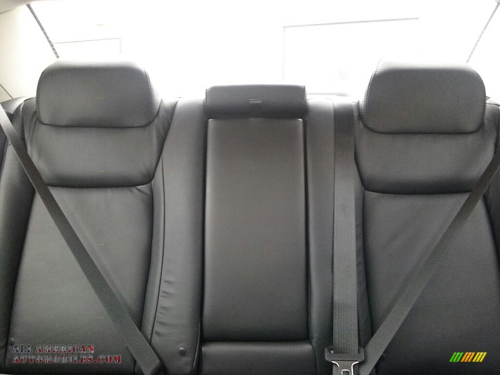2017 300 Limited AWD - Bright White / Black photo #12