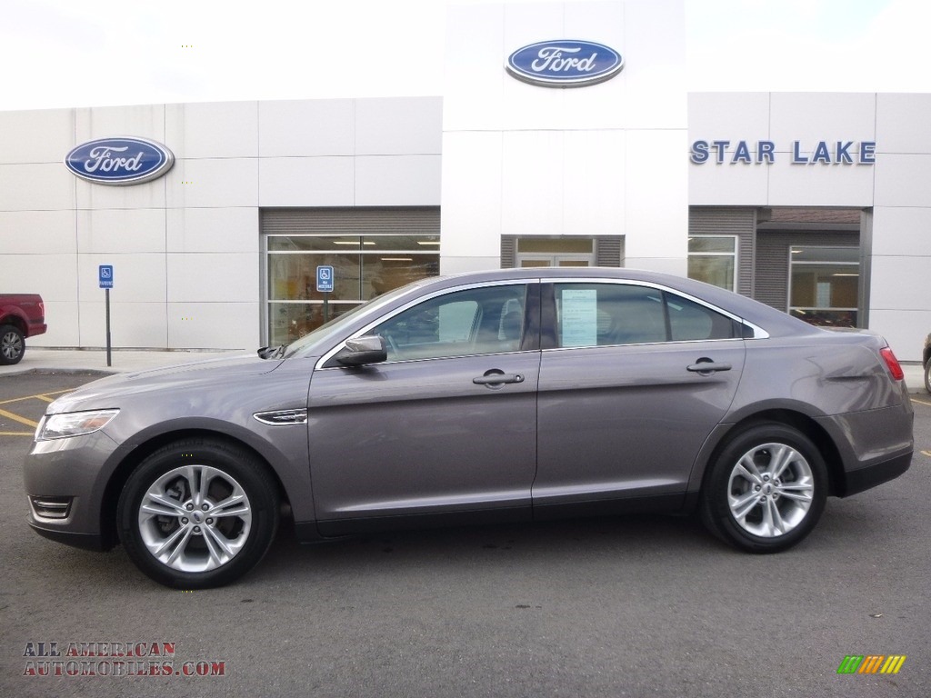 Sterling Gray / Charcoal Black Ford Taurus SEL