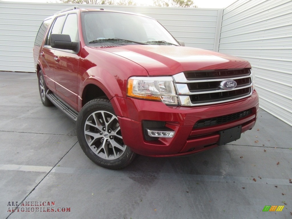 2017 Expedition XLT - Ruby Red / Ebony photo #2