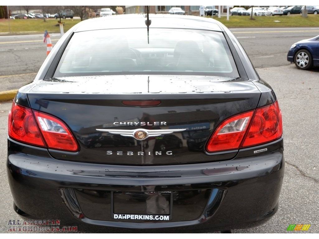 2010 Sebring Limited Sedan - Brilliant Black Crystal Pearl / Dark Slate Gray photo #7