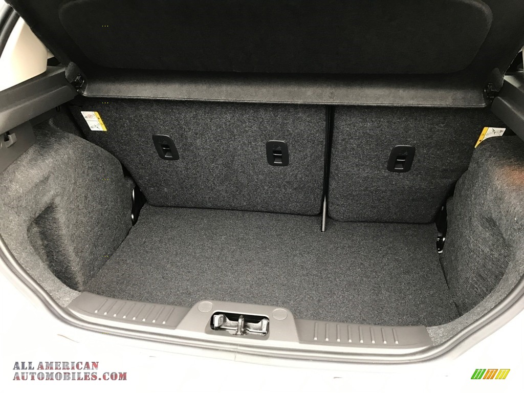 2017 Fiesta SE Hatchback - Oxford White / Charcoal Black photo #6