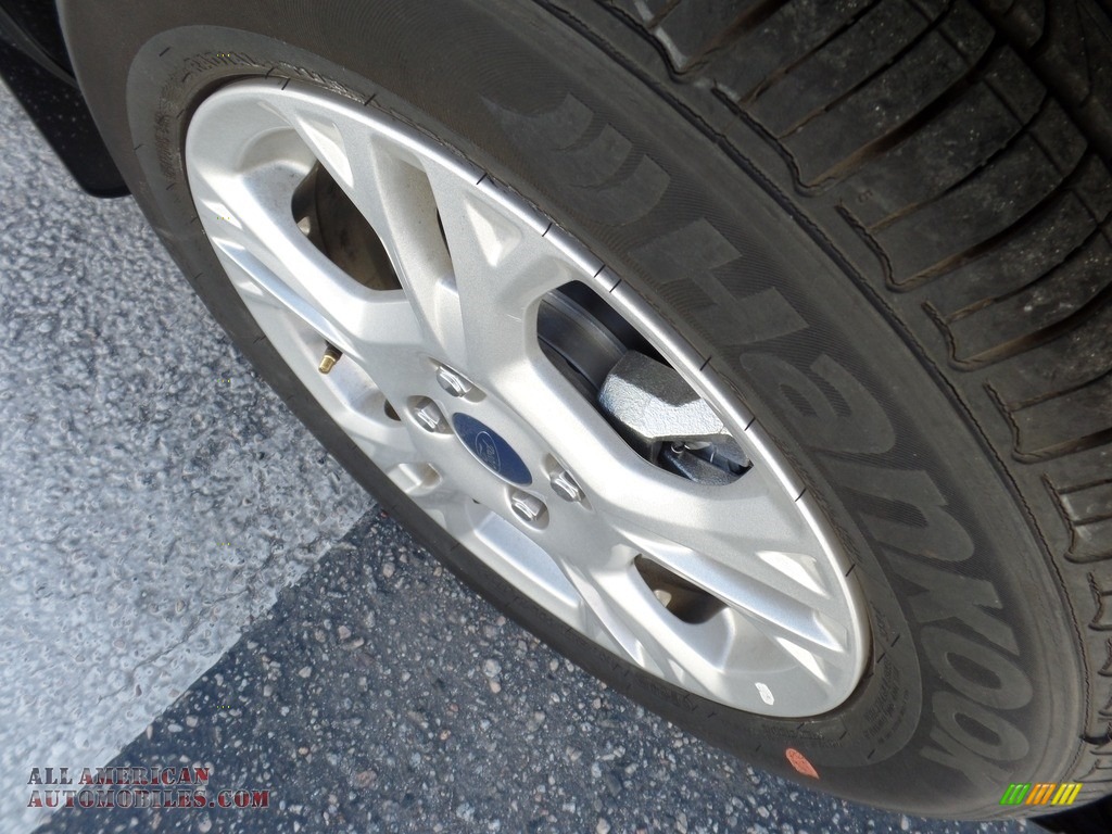 2014 Fiesta SE Hatchback - Storm Gray / Medium Light Stone photo #8