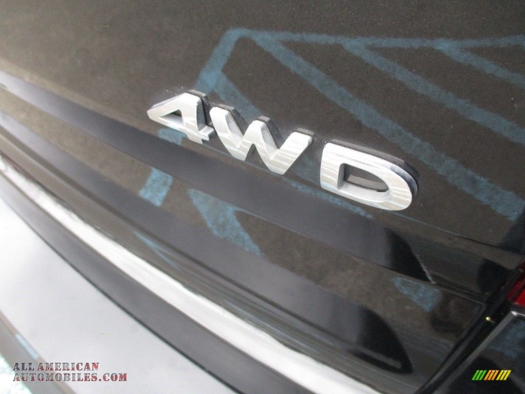 2014 Explorer 4WD - Tuxedo Black / Medium Light Stone photo #7
