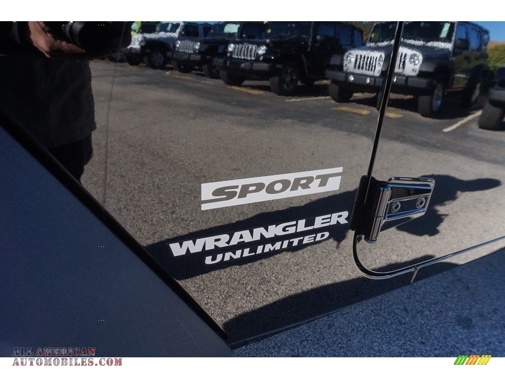 2017 Wrangler Unlimited Sport 4x4 - Black / Black photo #7