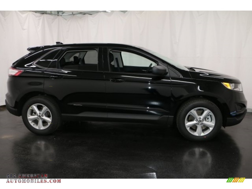 Shadow Black / Ebony Ford Edge SE AWD