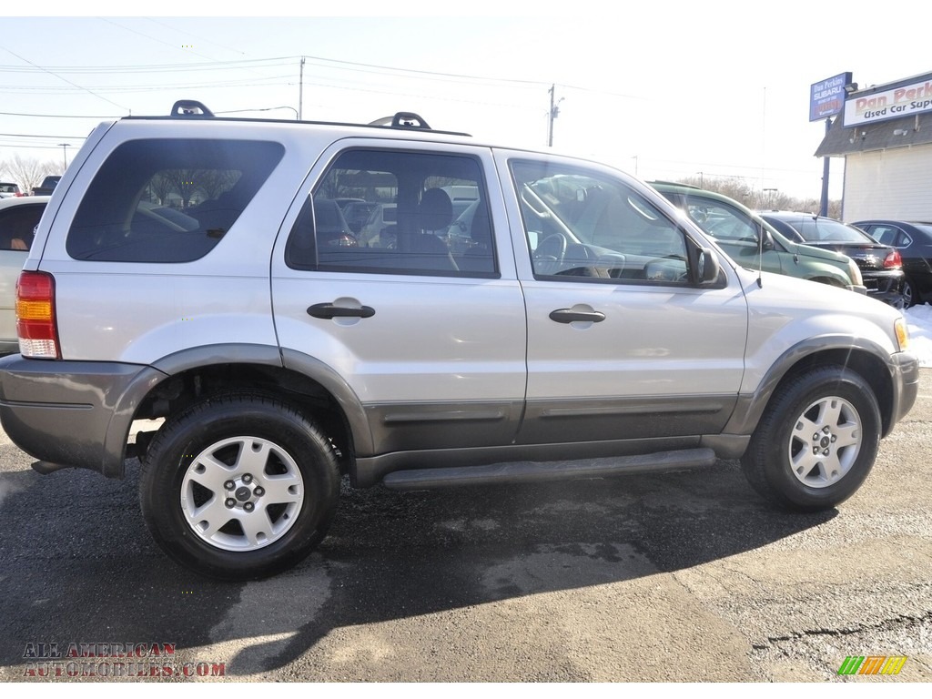 2010 Escape Limited V6 4WD - Sterling Grey Metallic / Charcoal Black photo #4