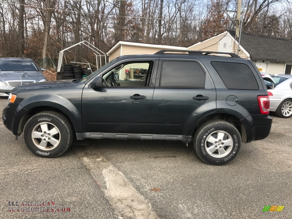 2009 Escape XLT 4WD - Sterling Grey Metallic / Charcoal photo #3