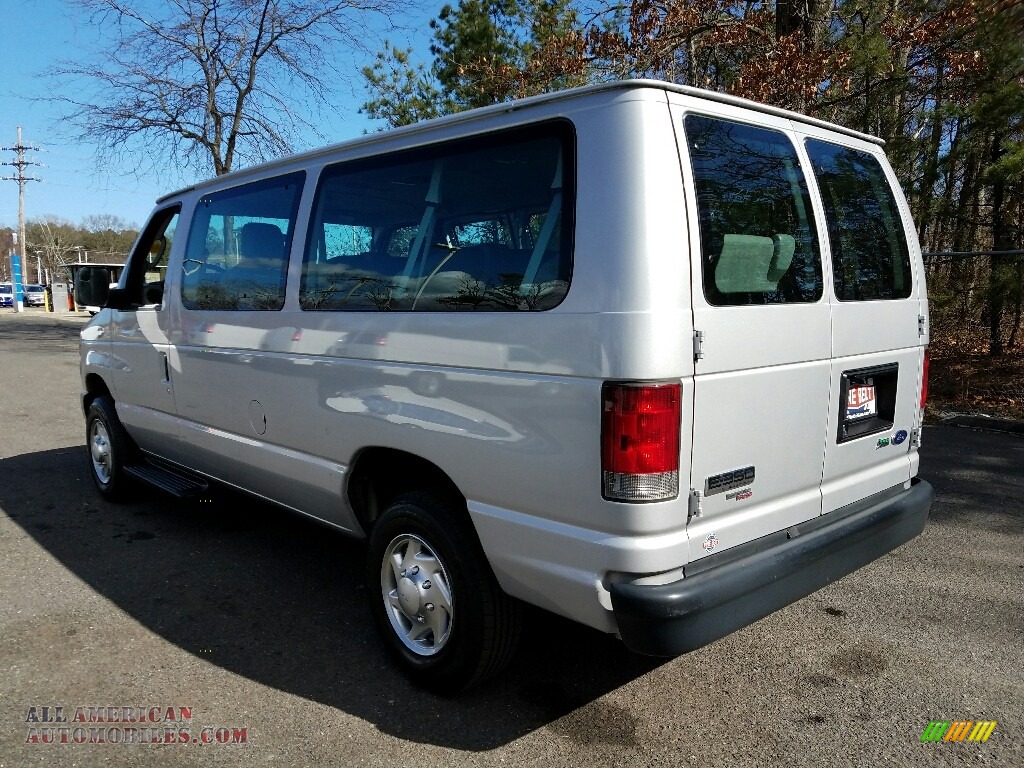 2013 E Series Van E350 XL Passenger - Ingot Silver Metallic / Medium Flint photo #18