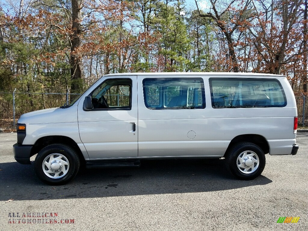 2013 E Series Van E350 XL Passenger - Ingot Silver Metallic / Medium Flint photo #19