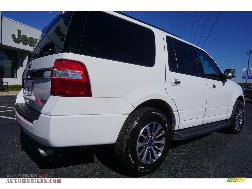 2016 Expedition XLT - Oxford White / Dune photo #7
