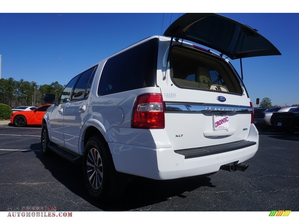 2016 Expedition XLT - Oxford White / Dune photo #17