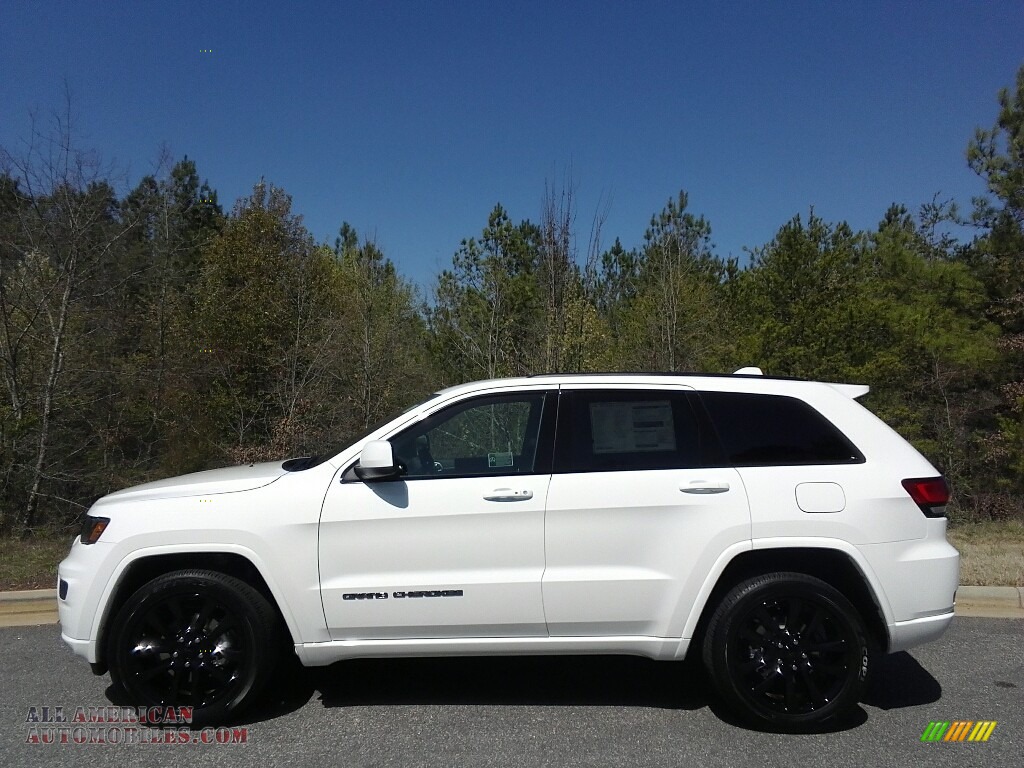 Bright White / Black Jeep Grand Cherokee Laredo 4x4
