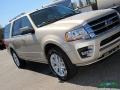 Ford Expedition Limited White Gold photo #37
