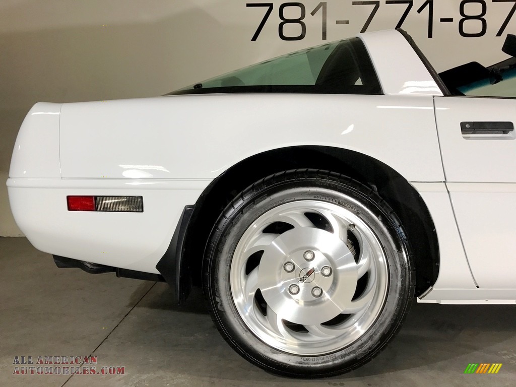 1994 Corvette Coupe - Arctic White / Black photo #35