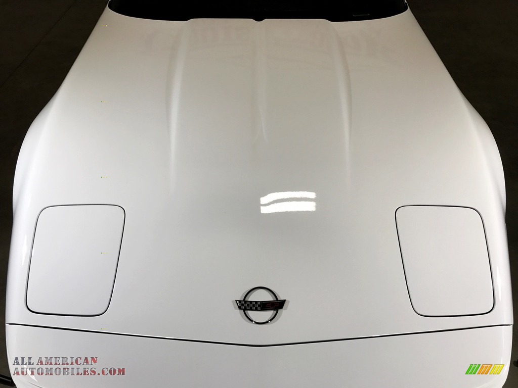 1994 Corvette Coupe - Arctic White / Black photo #37