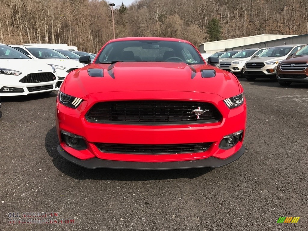 2017 Mustang GT California Speical Coupe - Race Red / California Special Ebony Leather/Miko Suede photo #2