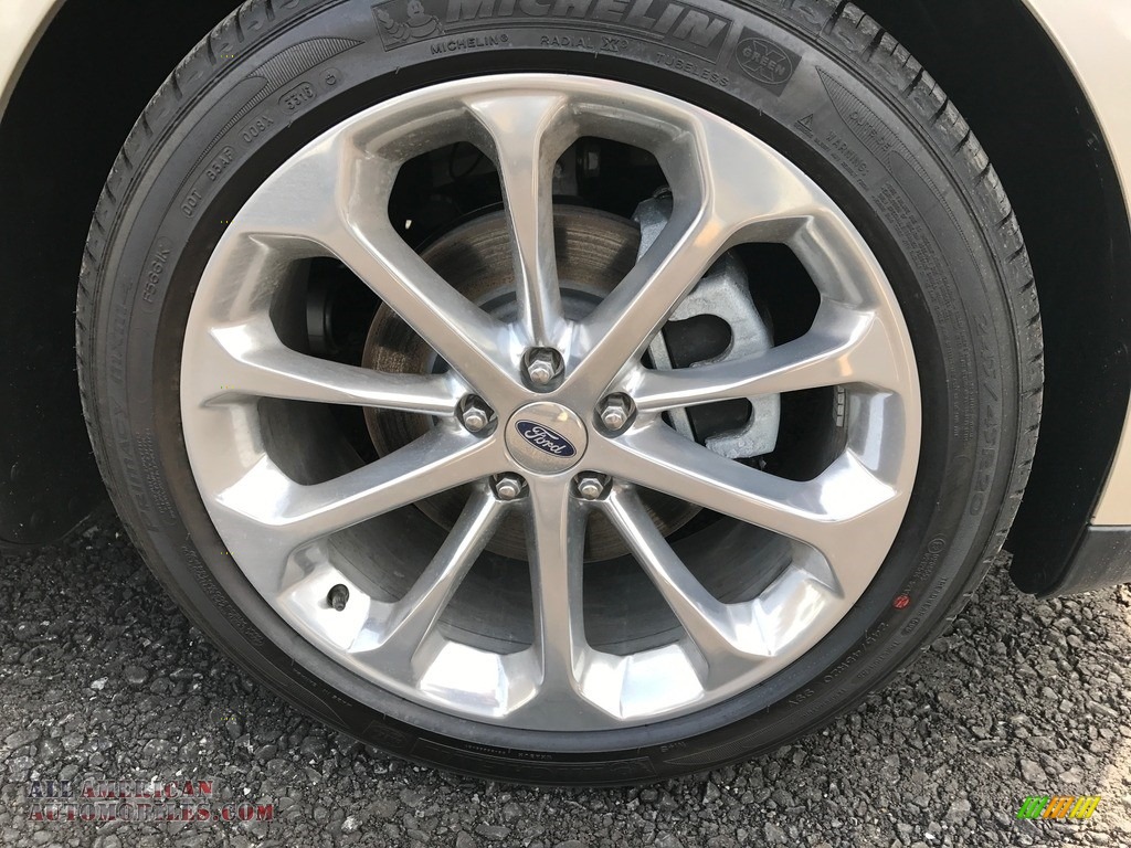 2017 Taurus Limited AWD - White Gold / Charcoal Black photo #4