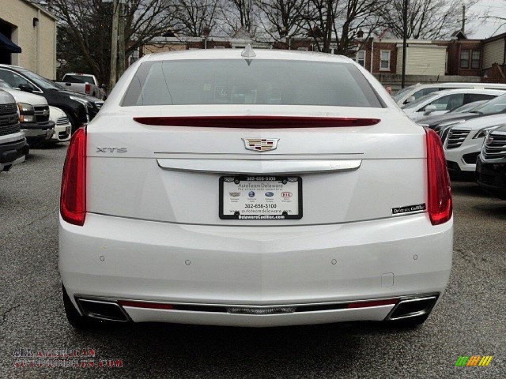 2017 XTS Luxury - Crystal White Tricoat / Shale w/Cocoa Accents photo #5