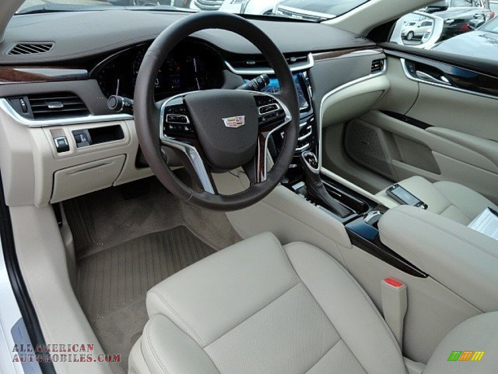 2017 XTS Luxury - Crystal White Tricoat / Shale w/Cocoa Accents photo #15