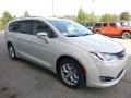 Chrysler Pacifica Limited Tusk White photo #7