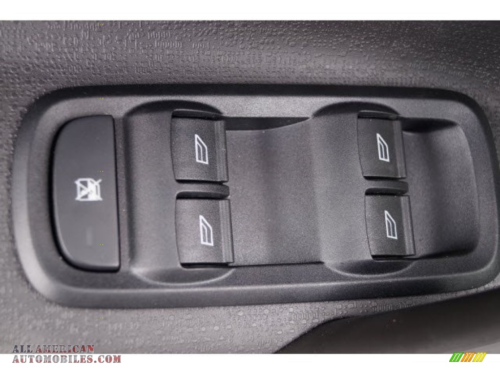 2017 Fiesta SE Hatchback - Magnetic / Charcoal Black photo #15