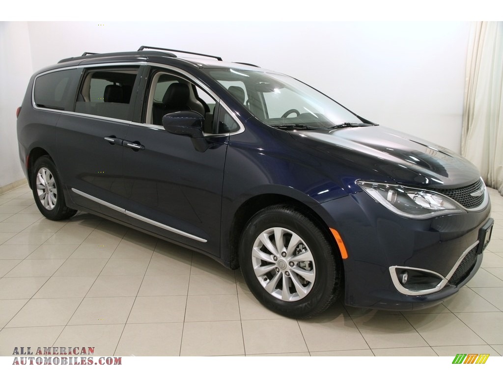 2017 Pacifica Touring L - Jazz Blue Pearl / Black/Alloy photo #1