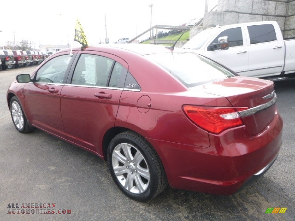 2011 200 Touring - Deep Cherry Red Crystal Pearl / Black/Light Frost Beige photo #4