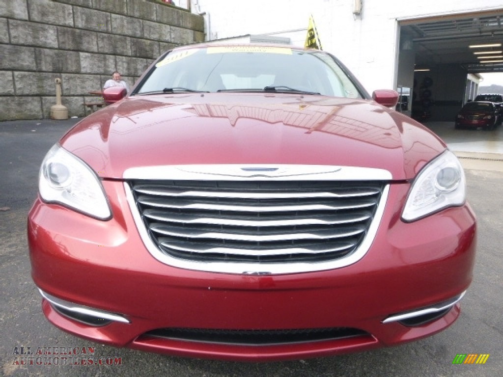 2011 200 Touring - Deep Cherry Red Crystal Pearl / Black/Light Frost Beige photo #12