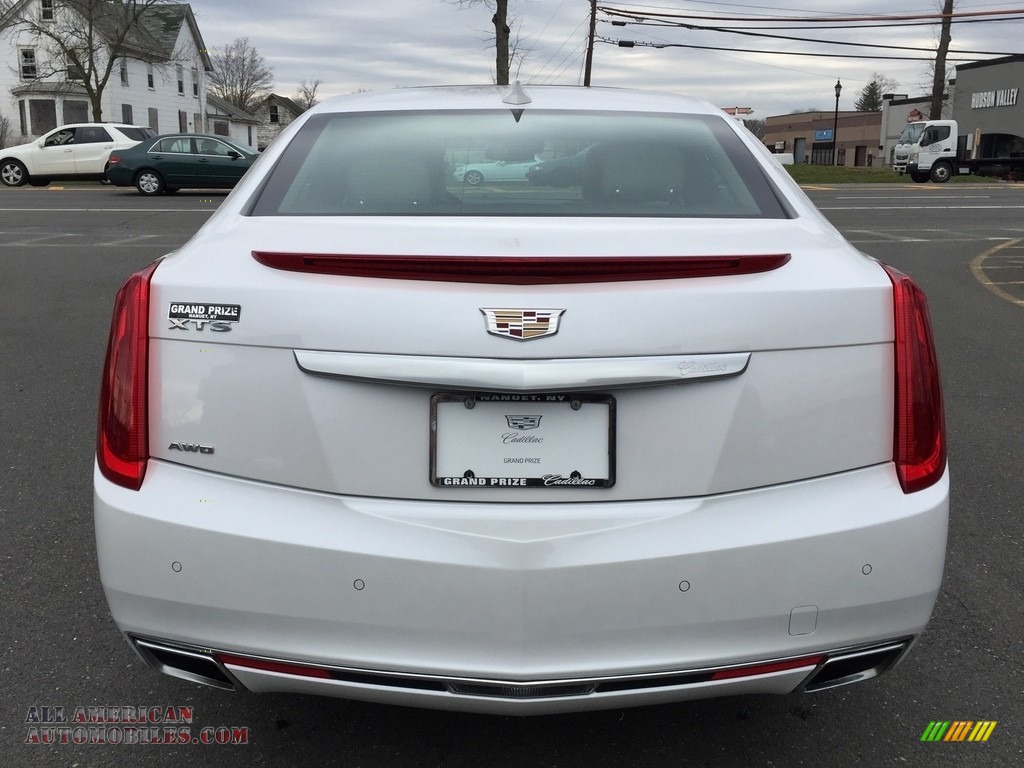 2017 XTS Luxury AWD - Crystal White Tricoat / Shale w/Cocoa Accents photo #6